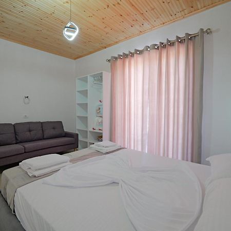 Lago Calmo Villa Ksamil Bagian luar foto