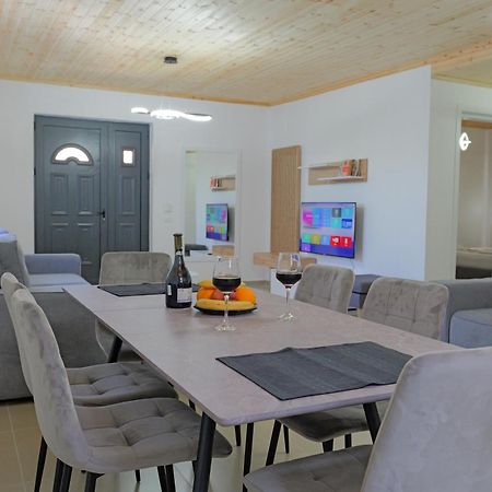 Lago Calmo Villa Ksamil Bagian luar foto
