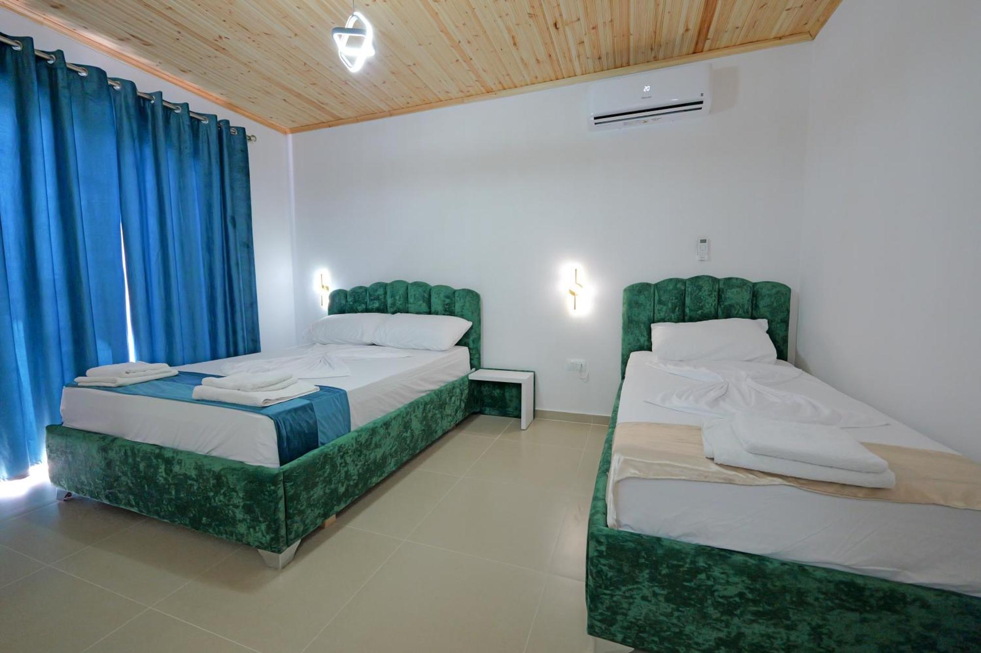 Lago Calmo Villa Ksamil Bagian luar foto