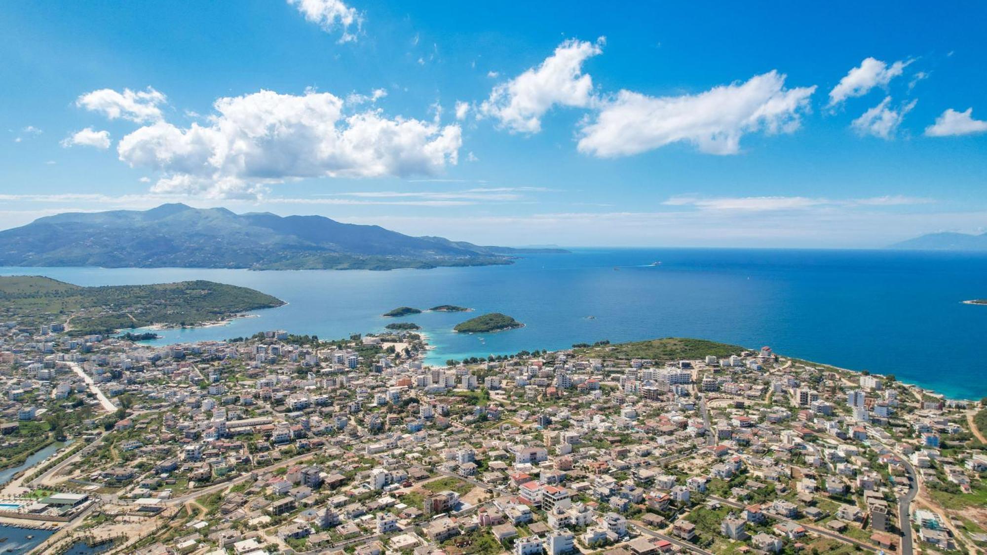 Lago Calmo Villa Ksamil Bagian luar foto