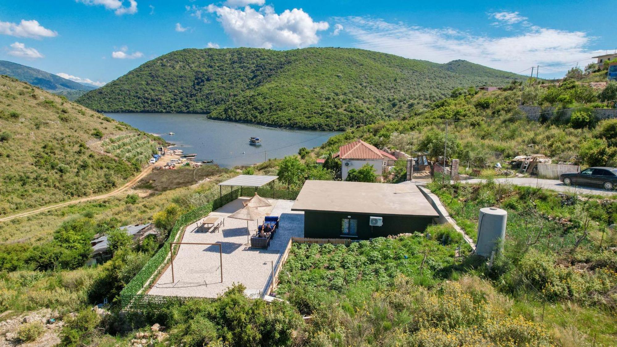 Lago Calmo Villa Ksamil Bagian luar foto