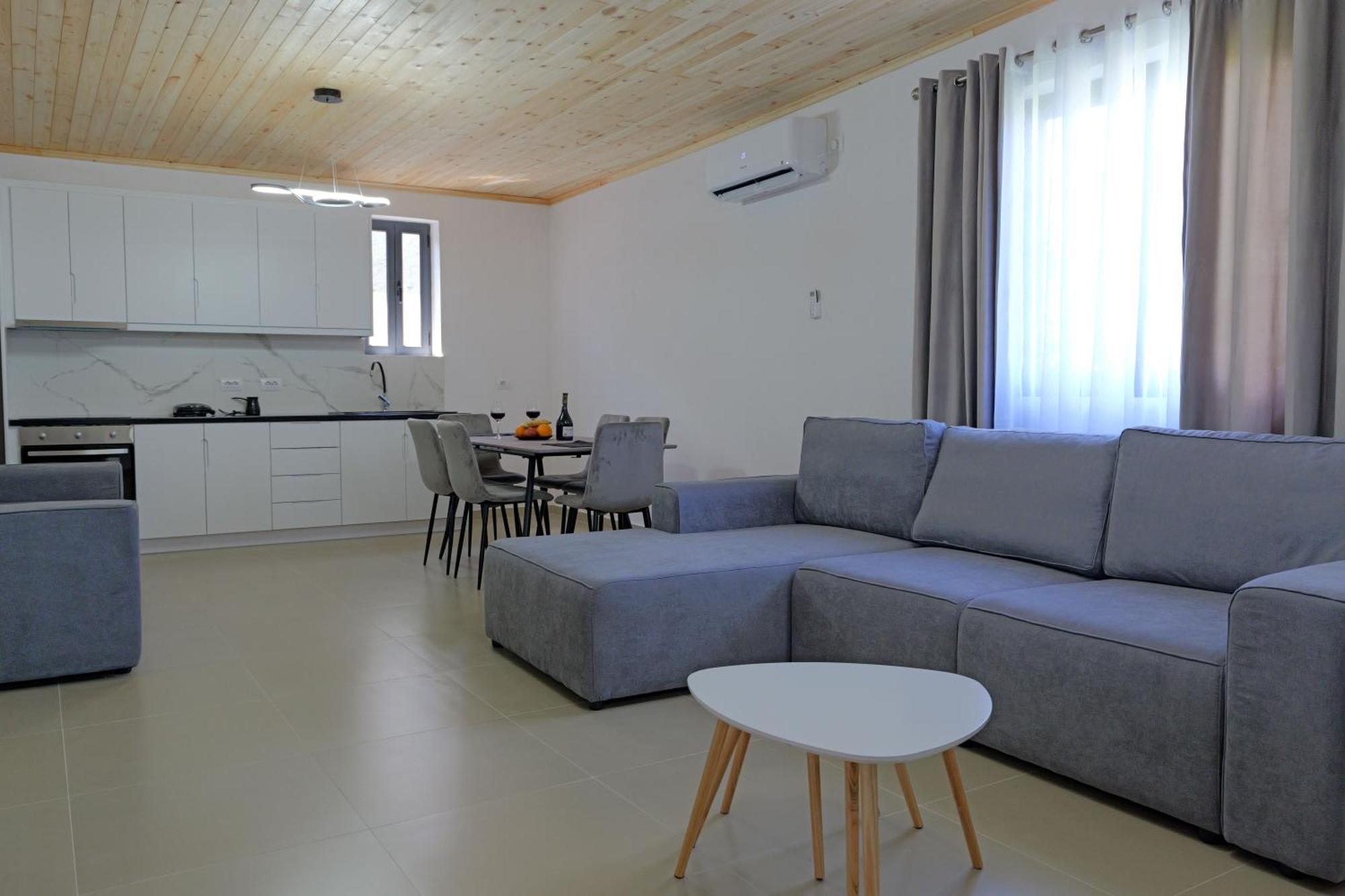 Lago Calmo Villa Ksamil Bagian luar foto